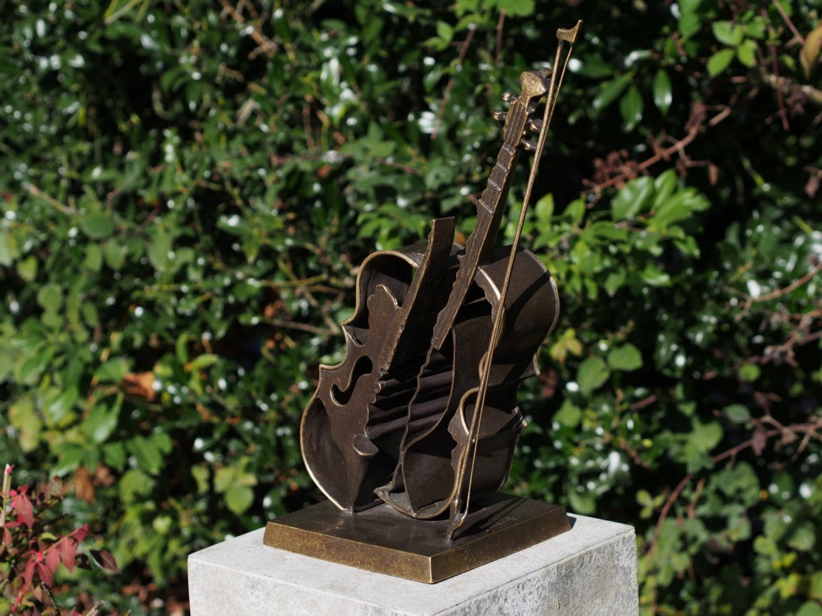 Modern Sculpture Violin
