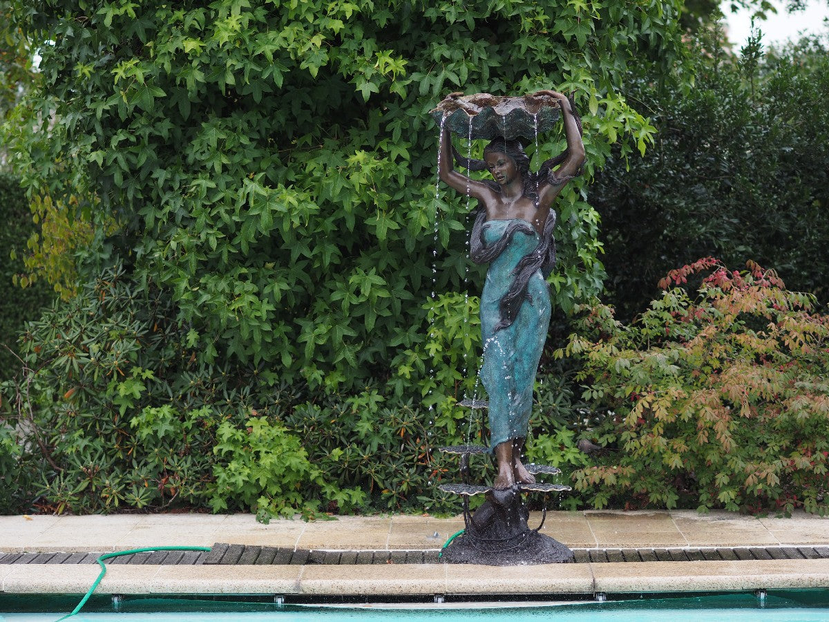 Lady With Shell Fountain