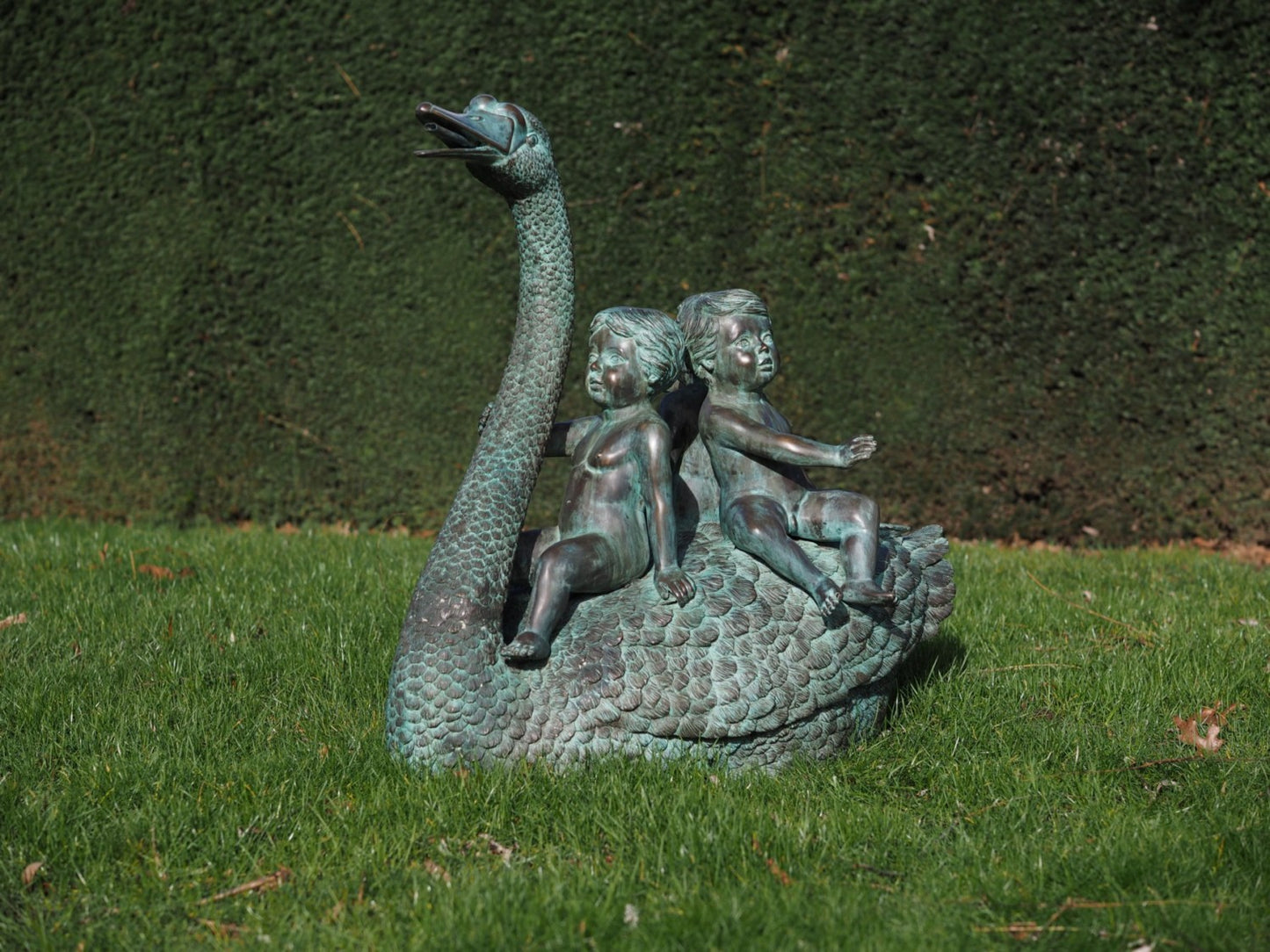 3 Children on Swan