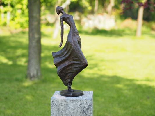 Lady Leaning Backwards