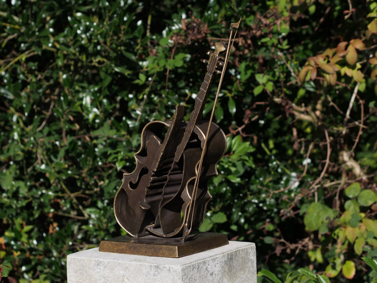 Modern Sculpture Violin
