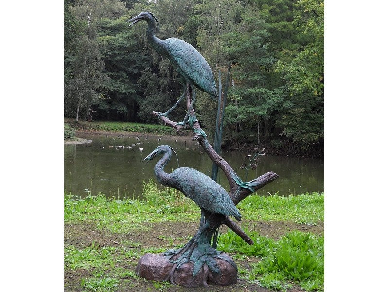 2 Cranes Fountain